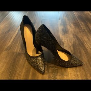 NINE WEST glitter pumps - Size 8
